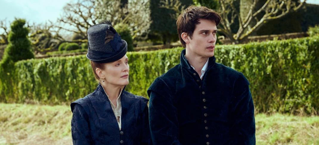 Julianne Moore and Nicholas Galitzine in "Mary & George"