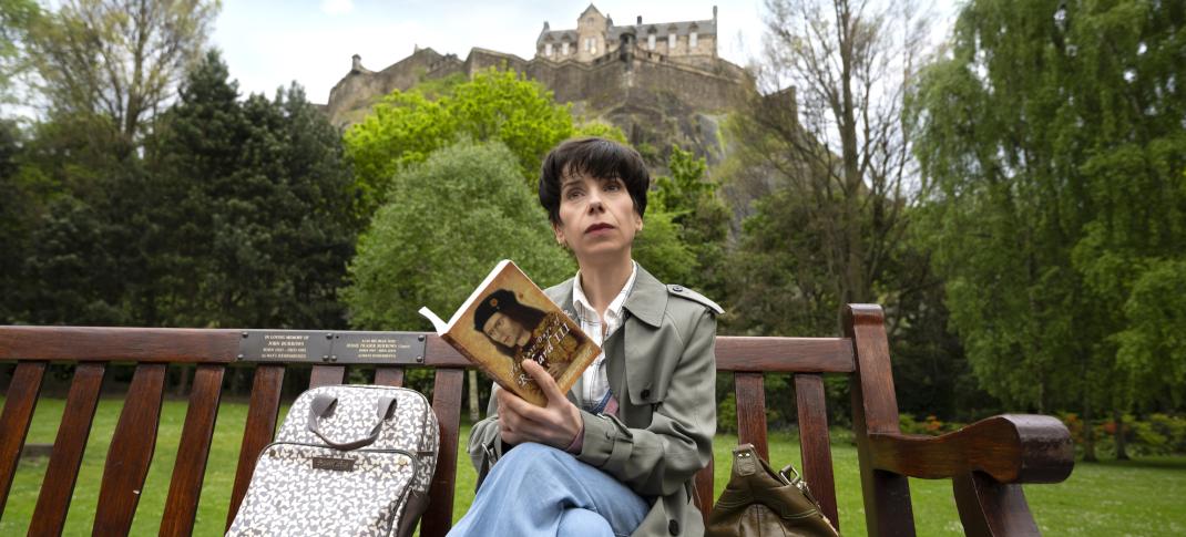 Sally Hawkins in "The Lost King"