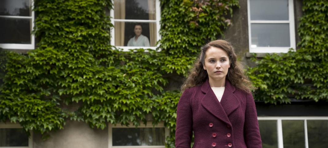 Picture shows: Lois (Julia Brown) walks away from her baby and Robina to join the ATS abroad. Robina watches her leave from an upstairs window.