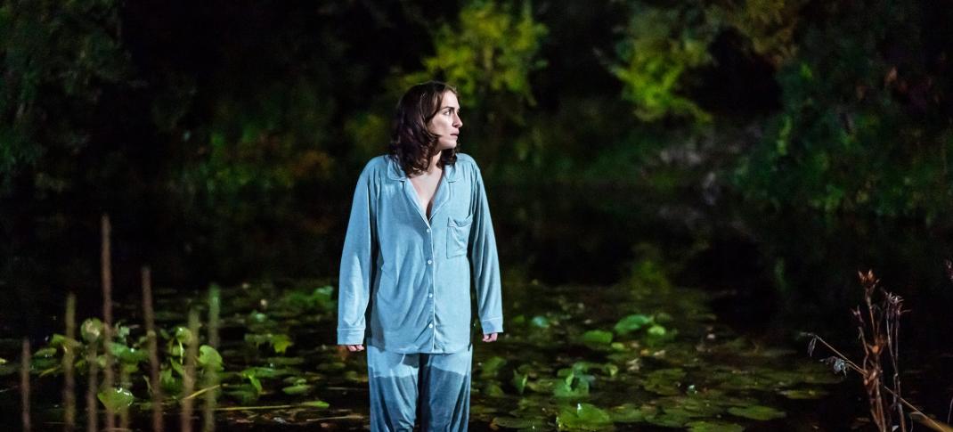 Vicky McClure as Emma Averill stuck in a dream in 'Insomnia'