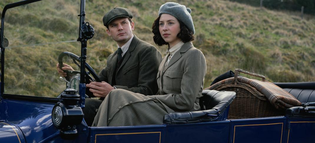 Hermione Corfield and Jeremy Irvine as Julia Morston and Henry Beauchamp in "Outlander: Blood of My Blood"