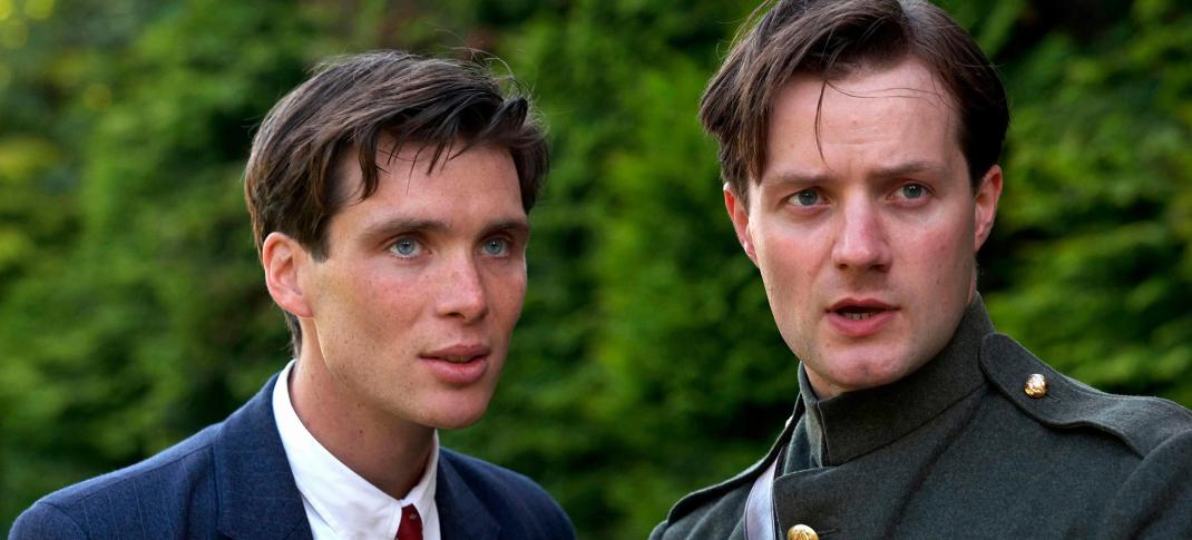 Cillian Murphy as Damien O'Donovan and Pádraic Delaney as Teddy O'Donovan in 'The Wind That Shakes The Barley'