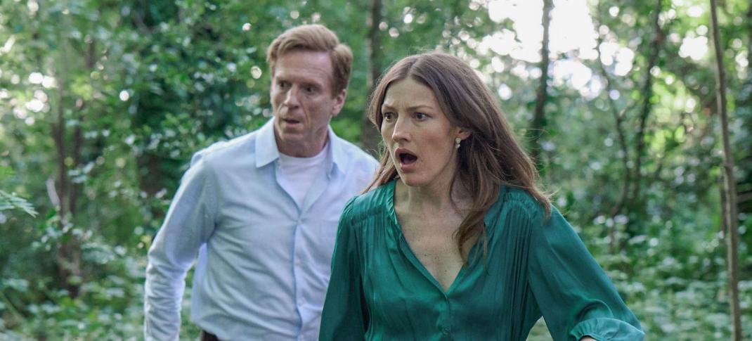 Kelly Macdonald and Damian Lewis as Helen and Peter Radley in 'The Radleys'