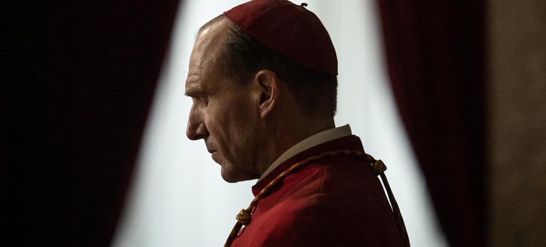 Ralph Fiennes in "Conclave"