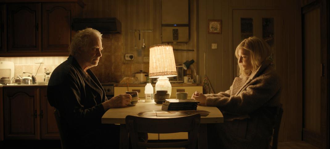 Kevin Kline as Stephen Brigstocke and Cate Blanchett as Catherine Ravenscroft in 'Disclaimer'