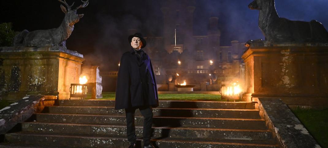 Alan Cumming in "The Traitors" Season 2