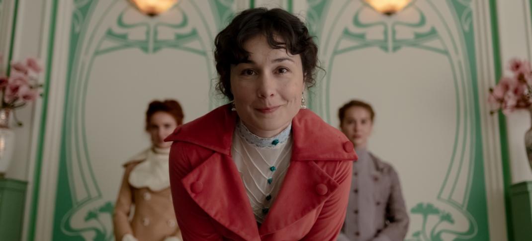Itzíar Manero as Adela, Nadia de Santiago as Elena, and Paula Usero as Josefina in "My Lady's Companion"