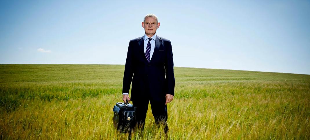 Martin Clunes as Doc Martin in the 'Doc Martin' Season 1 Key Art