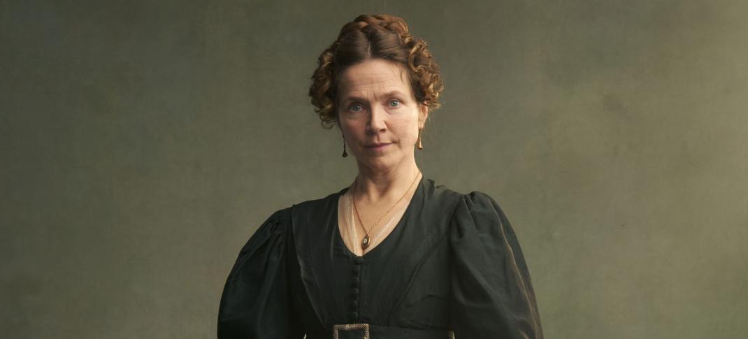 Jessica Hynes as Mary Austen in 'Miss Austen'