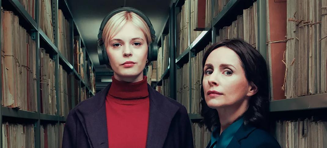 Ella Maisy Purvis and Laura Frasier in 'Patience' Season 1
