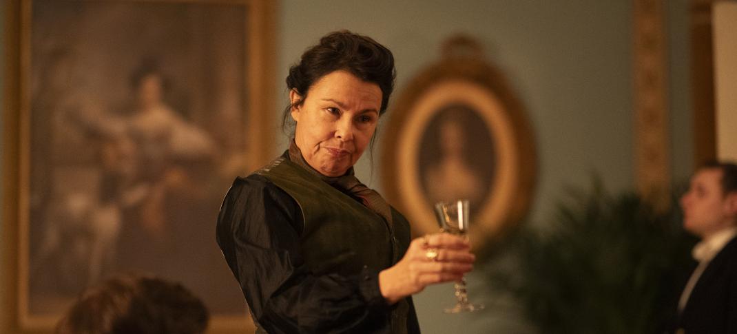 Julie Graham as Ma Hardacre in 'The Hardacres' Season 1