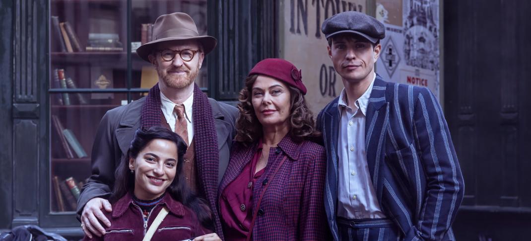 Buket Kömür, Mark Gatiss, Polly Walker, and Connor Finch on thre set of 'Bookish' Season 2