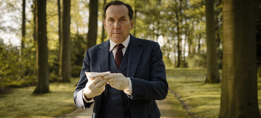 Ben Miller as Jasper Tempest in 'Professor T' Season 4