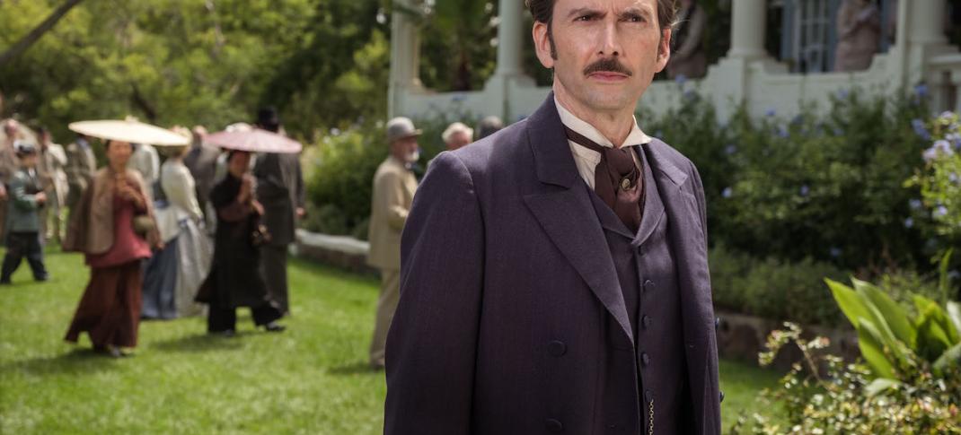 David Tennant in "Around the World in 80 Days (Photo: Credit: Courtesy of Joe Alblas - © Slim 80 Days / Federation Entertainment / Peu Communications / ZDF / Be-Films / RTBF (télévision belge) – 2021)