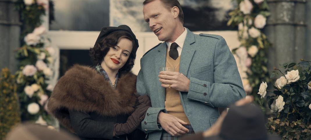 Paul Bettany and Claire Foy in "A Very British Scandal" (Photo: Credit: Alan Peebles/Amazon Studios)