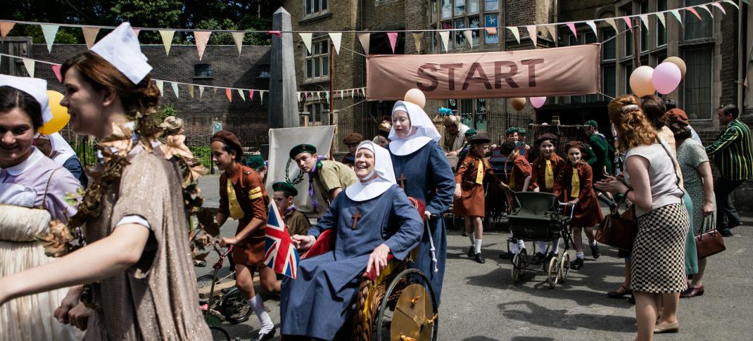 Sisters Monica Joan (Judy Parfitt) and Winifred (Victoria Yates) enjoy the Chariot Races   (Photo: Courtesy of Neal Street Productions 2016)