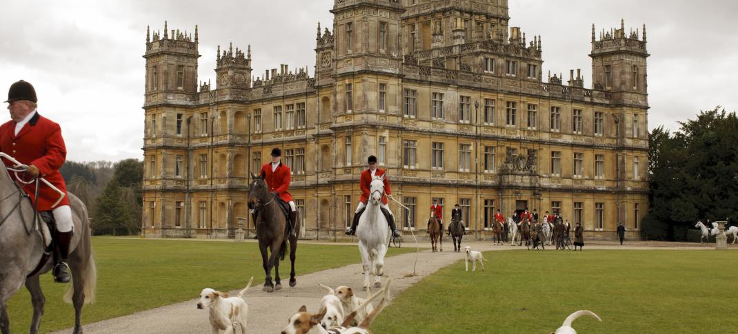Time to start saying our goodbyes to Highclere Castle (Photo: Courtesy of Nick Briggs/Carnival Film & Television Limited 2015 for MASTERPIECE)