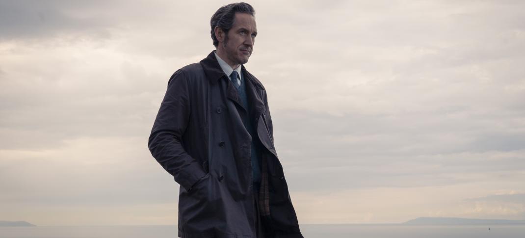Adam Dalgliesh (Bertie Carvel). © Dalg Productions Ltd/Acorn TV