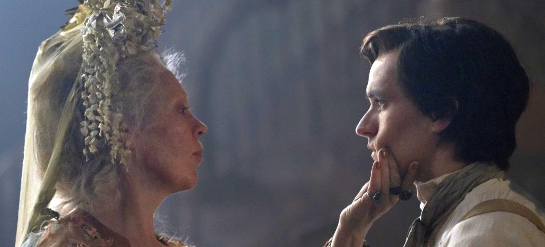 Picture Shows: Olivia Colman as Miss Havisham and Fionn Whitehead as Pip in 'Great Expectations'