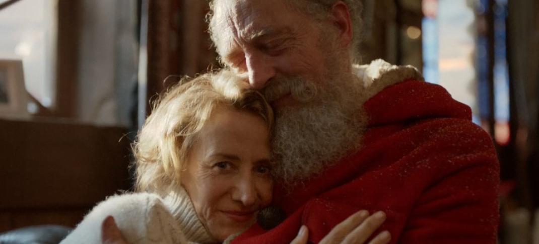 Janet McTeer stars as Mrs. Claus in this holiday spot. (Image: Marks & Spencer/RKCR/Y&R) 