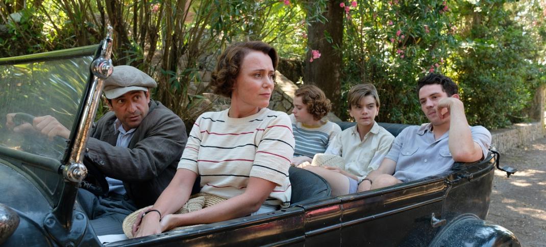 Spiro (ALEXIS GEORGOULIS), Louisa Durrell (KEELEY HAWES), Margo Durrell (DAISY WATERSTONE), Gerald Durrell (MILO PARKER) & Lawrence Durrell (JOSH O’CONNOR) (Photo Credit: Courtesy of Joss Barratt for Sid Gentle Films & MASTERPIECE)