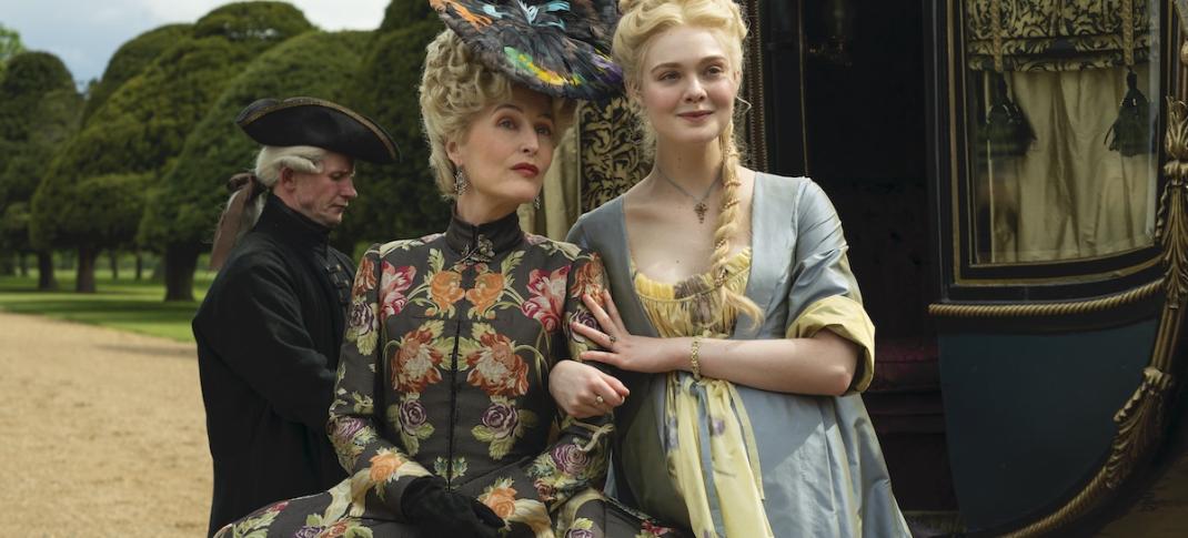 Gillian Anderson and Elle Fanning in "The Great" (Photo: Hulu)