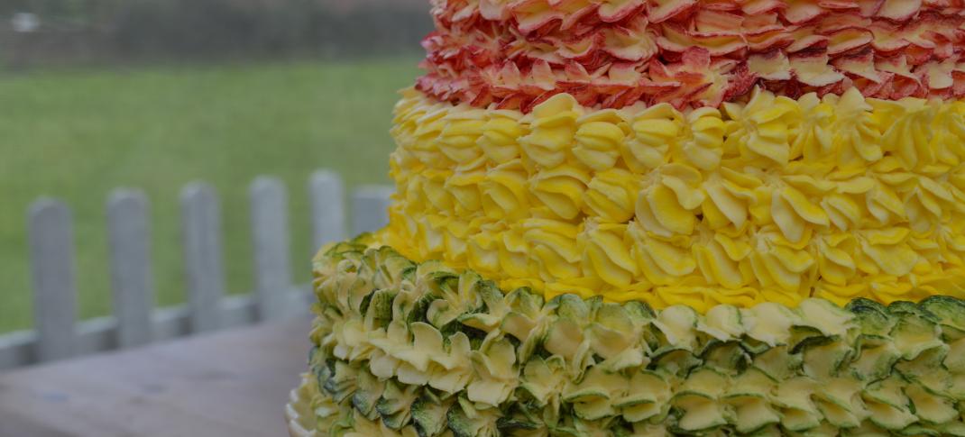 Tom's Floral Tea Cake Showstopper (Photo: Courtesy of Tom Graham)