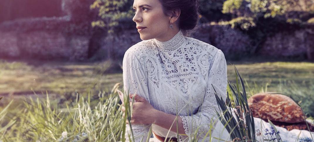 Hayley Atwell looking incredible in a crop of the official Starz poster for "Howards End" (Photo: Starz)