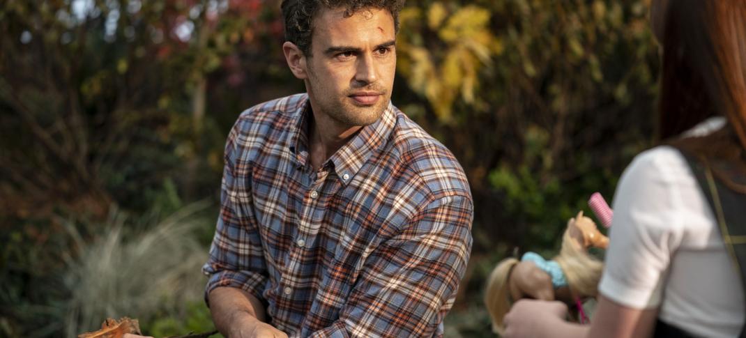 Theo James as Henry in The Time Traveler's Wife