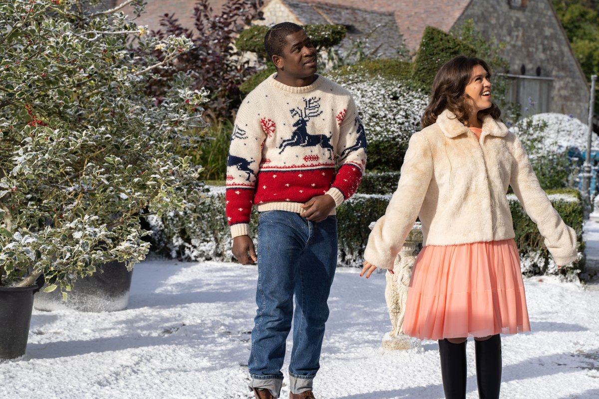 Sabrina Bartlett and Tok Stephens in "The Larkins" (Photo: Acorn TV)