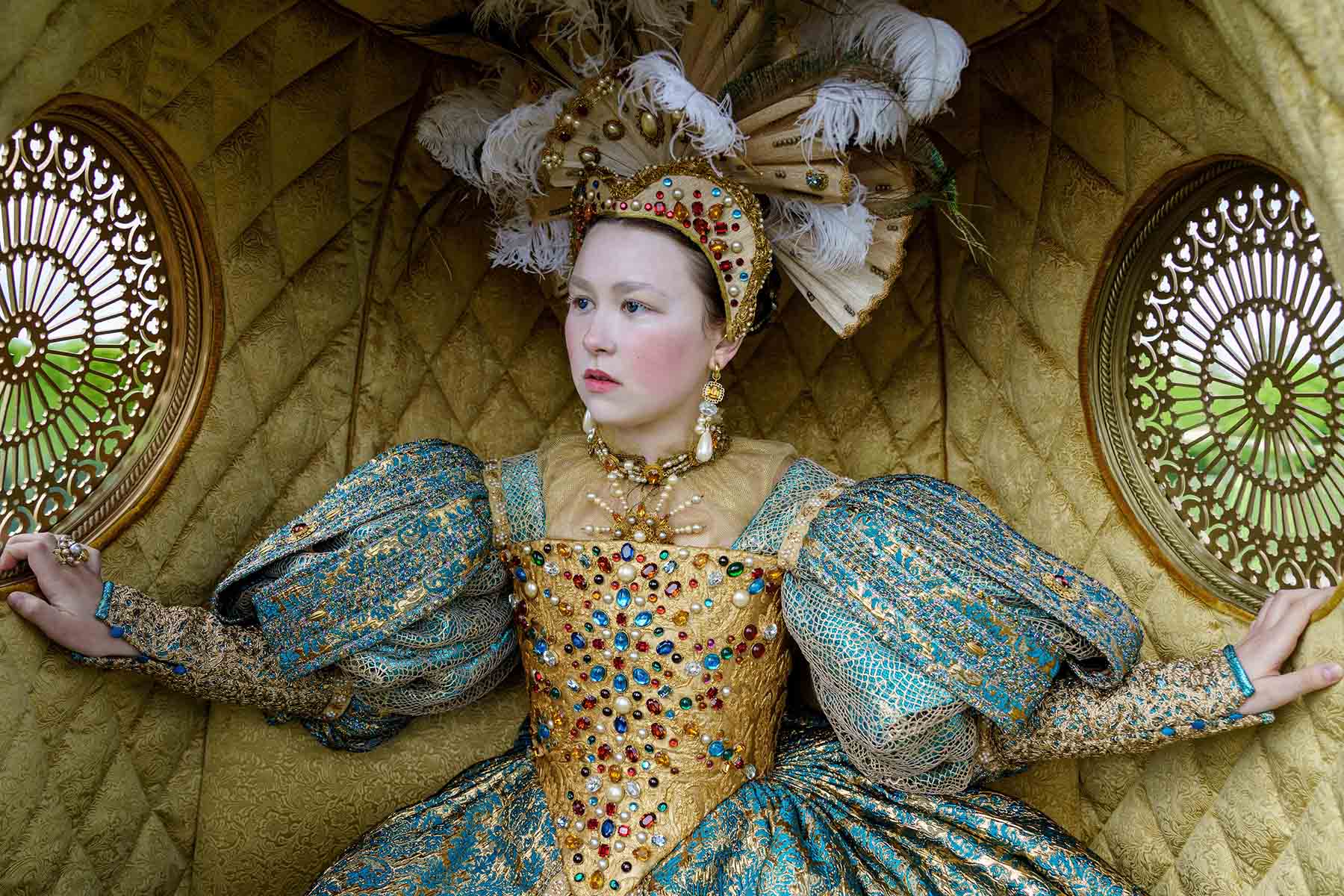 Liv Hill as Young Catherine (Photo: Starz)
