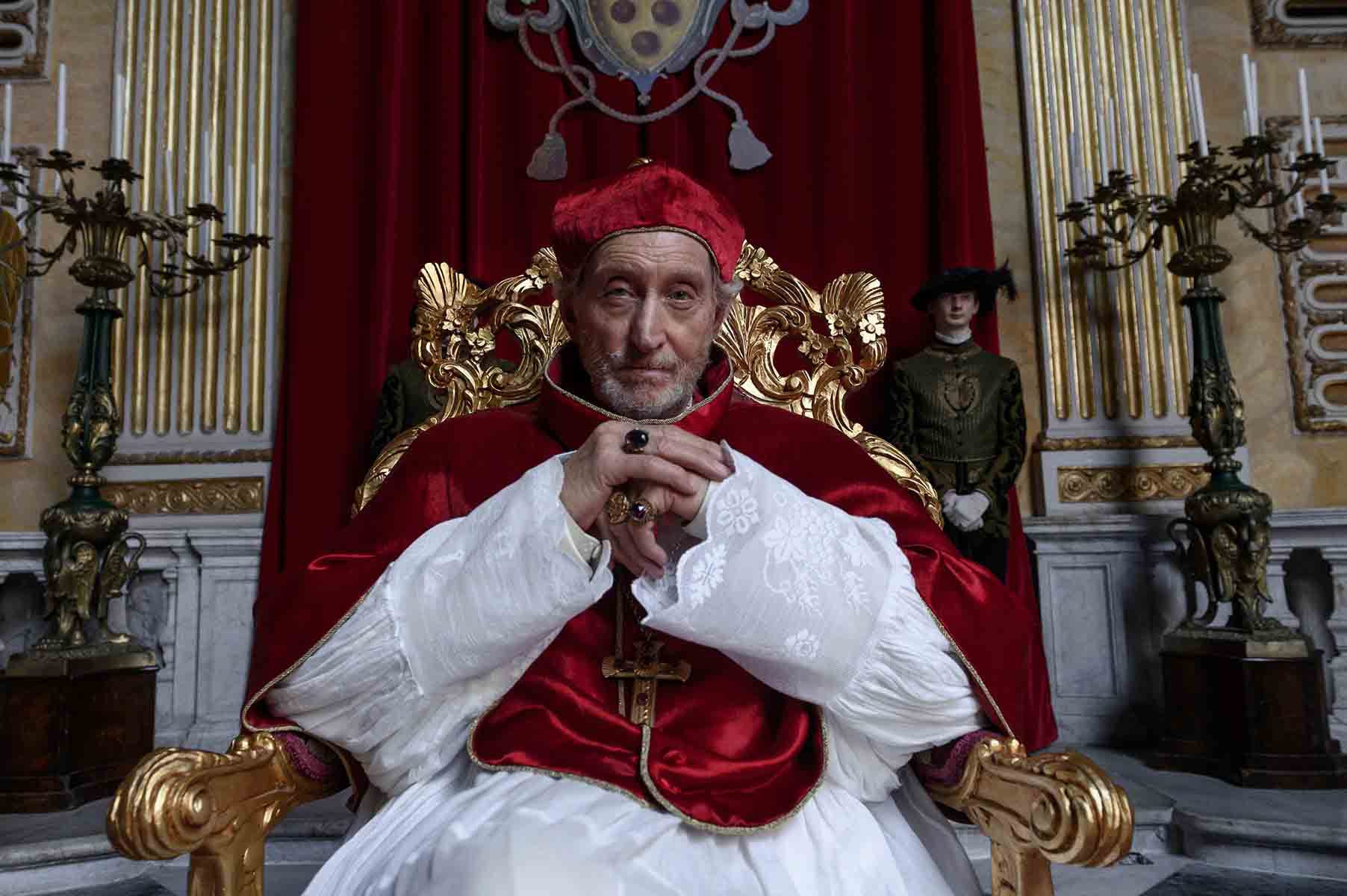Charles Dance as Pope Clement (Photo: Starz)