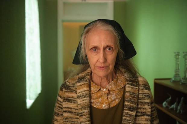 Grace Stephenson (Anita Dobson) © ITV/Britbox